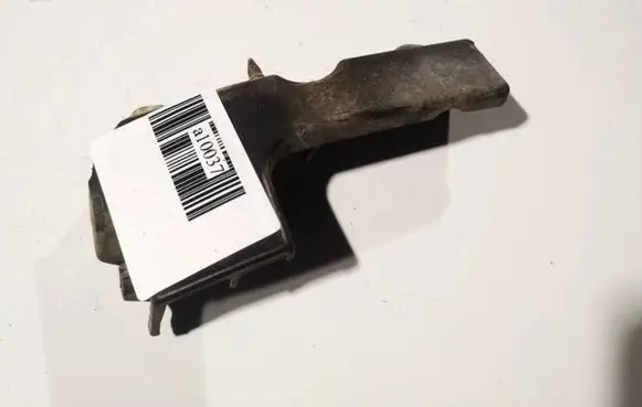 Audi A4 S4 B7 8E 8H Front bumper mounting bracket 8e0807283