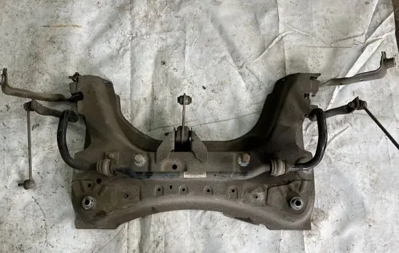 Renault Clio IV Front axle beam 544017725R