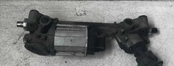Opel Astra J Steering rack 7805974728 P13363853