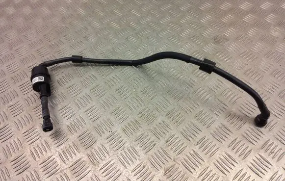 BMW X3 G01 Vacuum line/pipe/hose 8681537