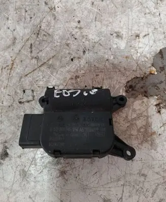 Volkswagen Eos Air flap motor/actuator 0132801345 983389HF 1K0907511