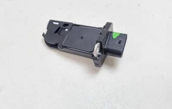 Audi R8 42 Mass air flow meter 420133471