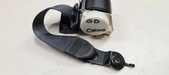 Rear seatbelt