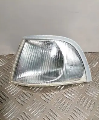 Front indicator light