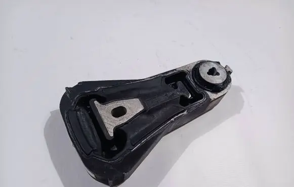 Ford Explorer Engine mount bracket FB53-6P082-AE