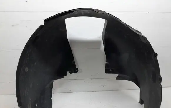 Volkswagen Multivan T6 Front wheel arch liner splash guards 7LA809958C 7LA809958D