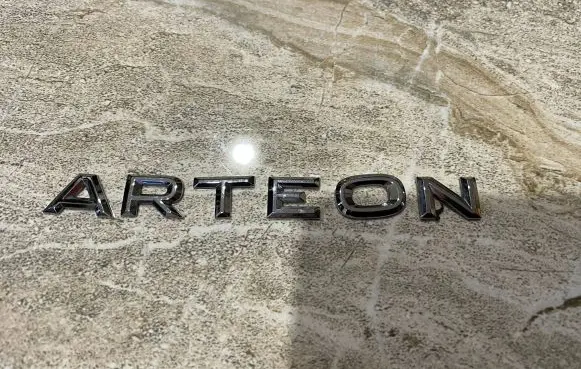 Volkswagen Arteon Rear loading door model letters ARTE0N