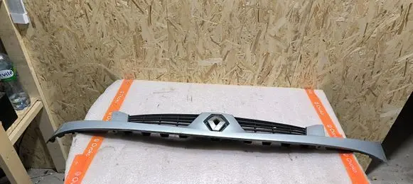 Renault Kangoo I Front grill 8200070031
