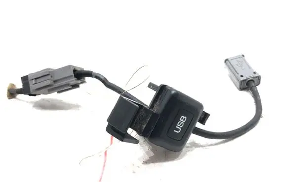 USB socket connector