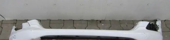Front bumper lip