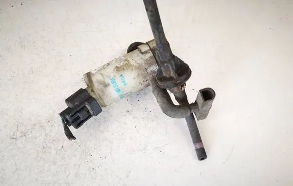 Honda Insight Windscreen/windshield washer pump
