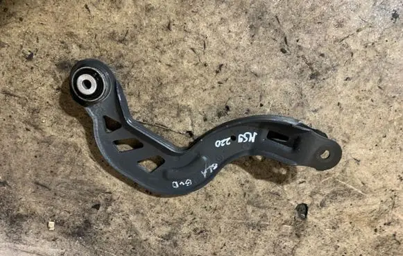 Rear upper control arm/wishbone