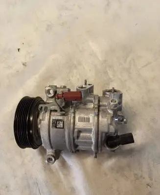 Seat Arona Air conditioning (A/C) compressor (pump) 3q0816803