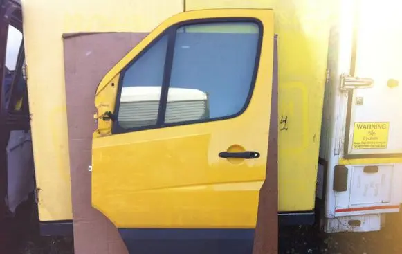 Volkswagen Crafter Front door