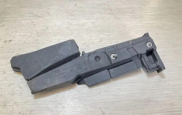 Fender foam support/seal