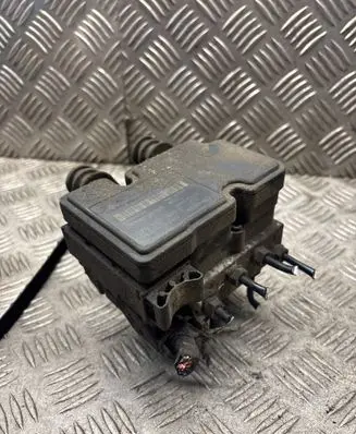 Skoda Octavia Mk2 (1Z) ABS Pump 1K0907379P 10097003153 00009496E6
