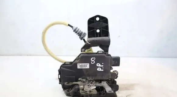 Seat Leon (1P) Front door lock