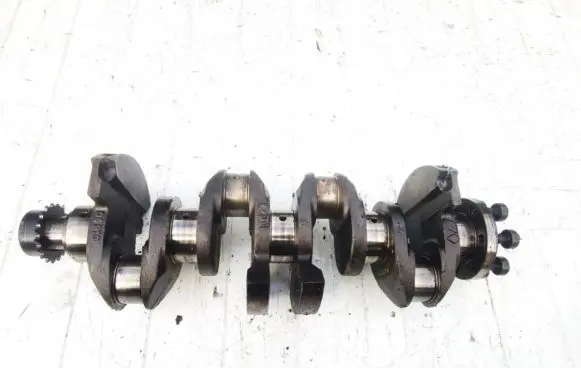 Renault Laguna I Crankshaft 04910