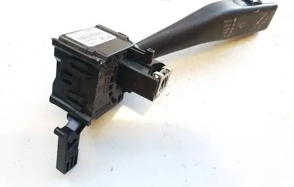 Volkswagen Tiguan Wiper control stalk 1k0953519j