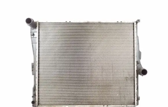 BMW X3 E83 Coolant radiator 3400013