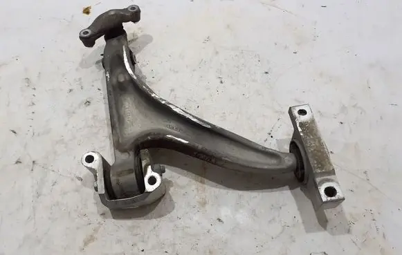 Volvo S60 Front lower control arm/wishbone 31476297
