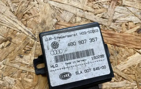 Audi A6 S6 C5 4B Light module LCM 4B0907357