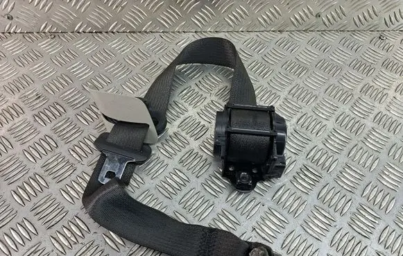 Opel Antara Rear seatbelt 20TEH23777