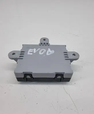 Land Rover Evoque II Door control unit/module J8A214D617CC