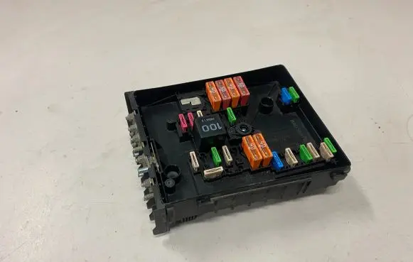 Seat Altea Fuse module 1K0937125 GFM2515 017183071