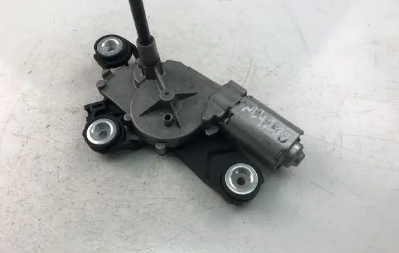 Volvo V50 Wiper motor 31218473