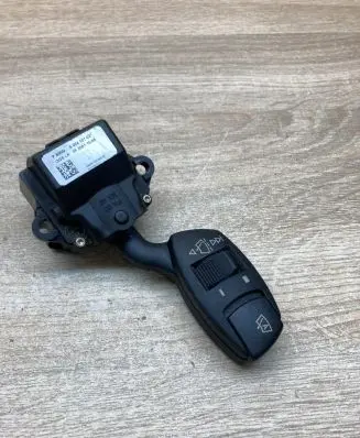 BMW 5 E60 E61 Wiper control stalk 6924107 01206110