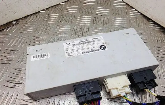 BMW 3 F30 F35 F31 Tailgate/trunk control unit/module 7388490 61357388490