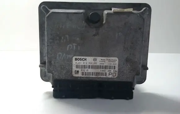Opel Zafira A Engine control unit/module 0281010268 B01015189280525