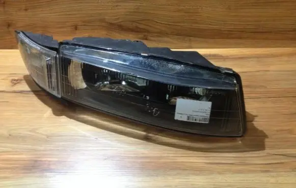 Mitsubishi Galant Headlight/headlamp