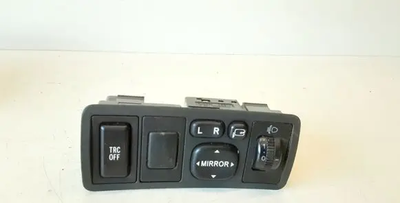 Toyota Avensis T250 Wing mirror switch 777667