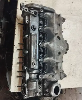 Volvo V70 Engine head 31104738