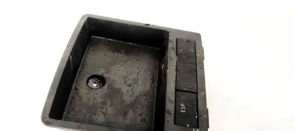 Volkswagen Touran I Glove box 1T1857368D