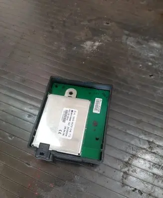 Mercedes-Benz B W245 Antenna control unit A1698200475