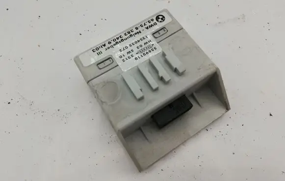 Land Rover Range Rover L322 Alarm control unit/module 65758382240 8382240