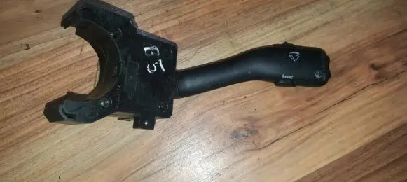 Volkswagen PASSAT B5 Wiper control stalk