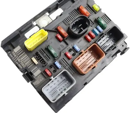 Peugeot 307 Fuse module 9661087080