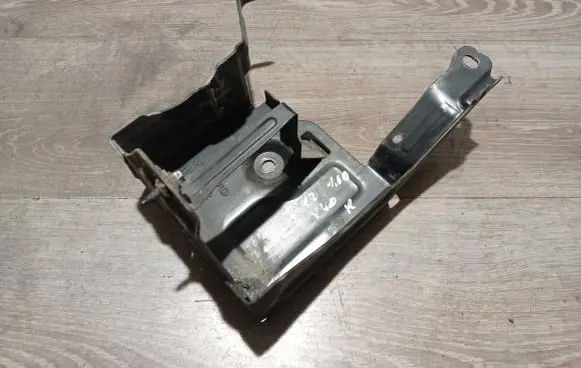 Volvo V40 Battery box tray 31290752 31378946
