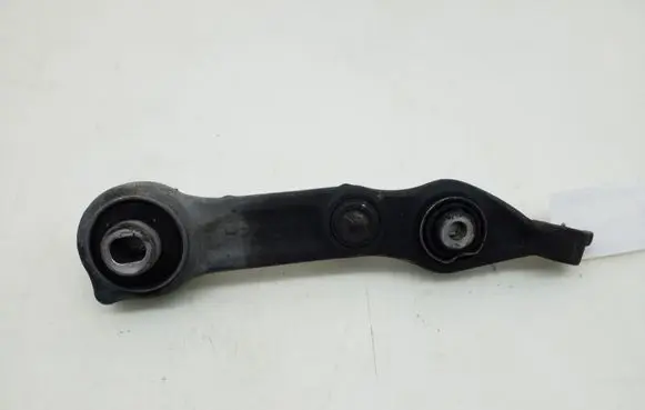 Mercedes-Benz CLS C219 Front lower control arm/wishbone A2113308107