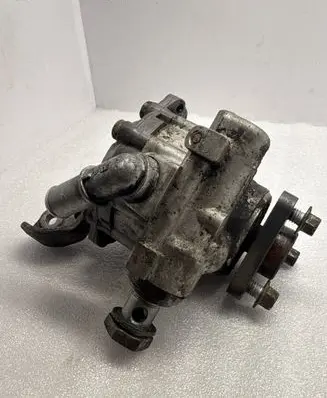 Land Rover Range Rover L322 Power steering pump AH423A674AB LR011844 7500912