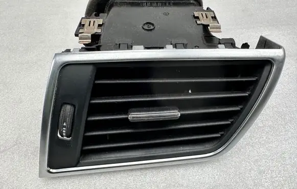 Mercedes-Benz GL X166 Dashboard side air vent grill/cover trim A1668302254