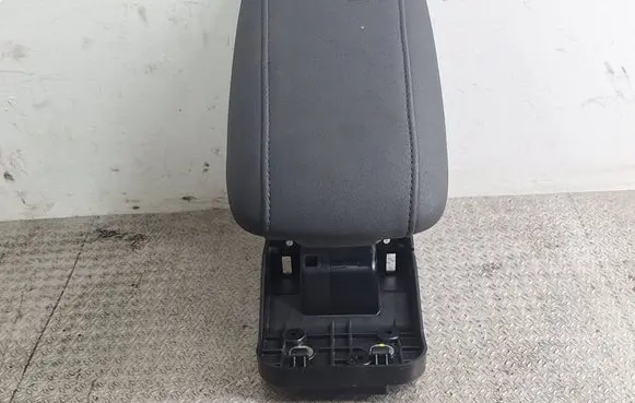 Volvo V40 Armrest 08632771