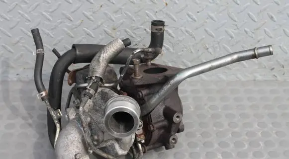 Mitsubishi L200 Turbo MITSUBISHI1515A322 1515A322