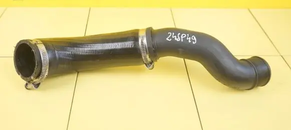 Ford Kuga II Intercooler hose/pipe FV416K683AD T8MA