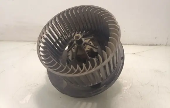 Skoda Octavia Mk2 (1Z) Heater fan/blower 1K1820015F