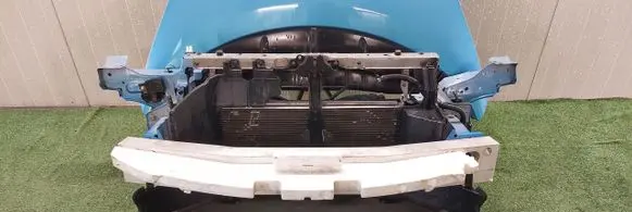 Nissan Leaf I (ZE0) Radiator support slam panel